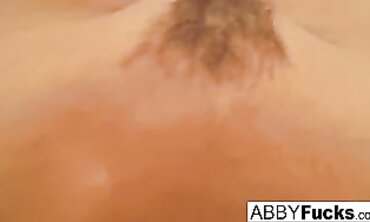 Abigail Trims Her Cunt In The Bathroom