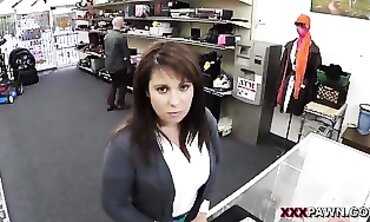 Curvy Latina MILF Gets Hardcore POV Blowjob To Bail Out Husband