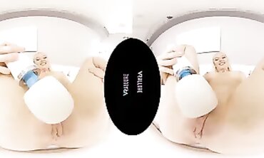 Paisley Porter: Wild Super-Sexy Rosy VR Solo