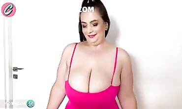 BBW Milf Shaking Her Huge Boobs