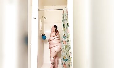 BBW with Big Tits and Ass Enjoying a Shower