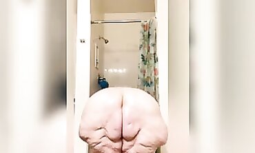 BBW with Big Tits and Ass Enjoying a Shower