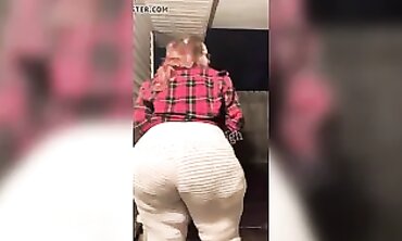 Plump Milky Showcases Her Massive White Booty