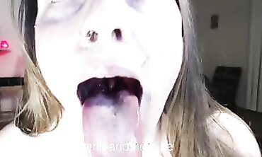 BunnieAndTheDude: Close-Up Self Pleasure with Loud Sounds and Drool