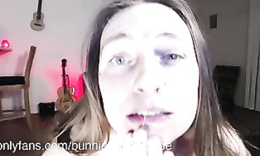 BunnieAndTheDude: Close-Up Self Pleasure with Loud Sounds and Drool