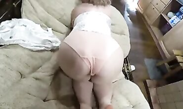 Hairy BBW Lesbians Get Fisted While Wearing Masks