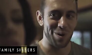 Family Sinners - a Voyeurism Tom cant Wait to got his Man meat