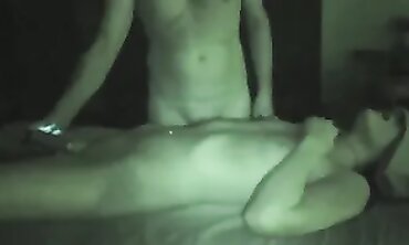 Hot Amateur Teenage Girl Gives Amazing Handjob with Perfect Ending