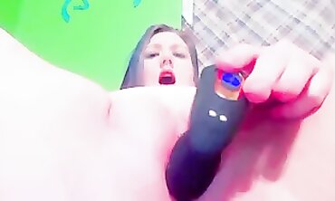 Cock-squeezing Cunny milf Converses to GOD