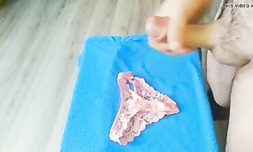 Valentine's Gift - Step-Mother Gets Facial From Her Stepson In Lingere