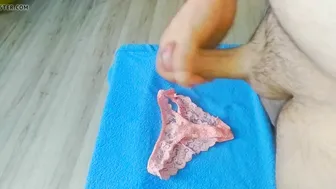 Valentine's Gift - Step-Mother Gets Facial From Her Stepson In Lingere