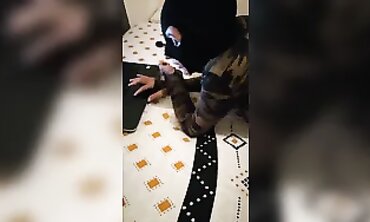 Ecoutez la elle vous repond
