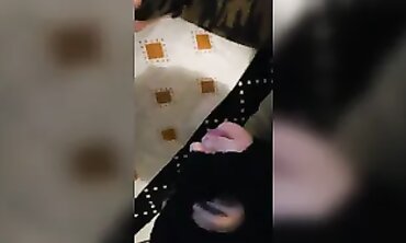 Ecoutez la elle vous repond