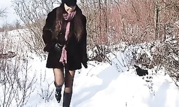 Outdoor STRENUOUS CUCKOLD into Front of CUCOLD boyfriend # thank you MrSNOWMAN