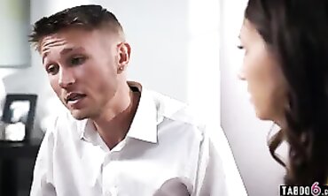Stepbrother uses his prego sis Maya Woulfe covert against her