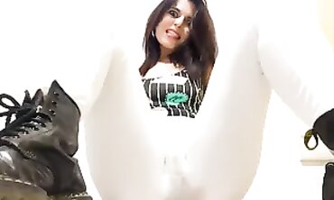 BAE mommy SMOKES DRAINS SMOKING SLIT CLIMAX IN TROUSERS SODDEN WHIT PISSING