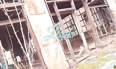 OMG OUTDOOR JISM TIGHTS INWARDS DANGEROUS PLACE