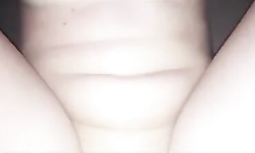 Inexperienced Super hot milf assfucking close-up