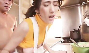 My Chief S Wife Gets Down On Her Palms And Knees And To Inseminate Her [Decensored]