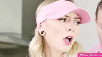 Brother-in-law gets a fuck-hole inwards 1 with his 18 sister-in-law Chloe Temple
