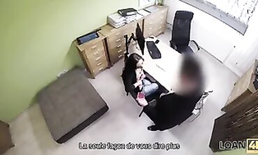 LOAN4K. Une pauvre fille veut diriger son-in-law propre parlor de