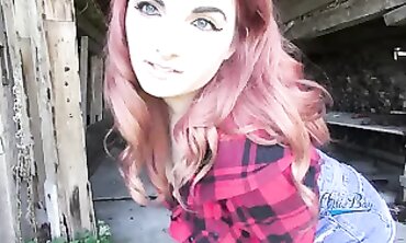 ginger AllieBay Inwards Barn Inwards Plaid T-shirt Daisy Duke