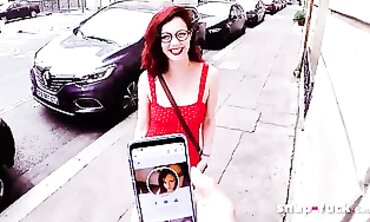 Super-cute Flora turns in a doofy once shes bare Snap-banged.com