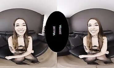 VR ALLURE - Virtual Reality Experience with Sexual Goddesses Vanessa Gawk