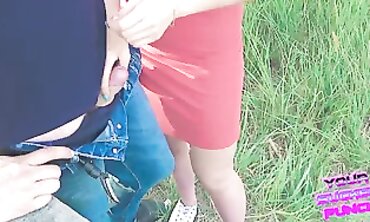 (ARCHIVED PORNO MOVIE) Public outside head and jism swallow