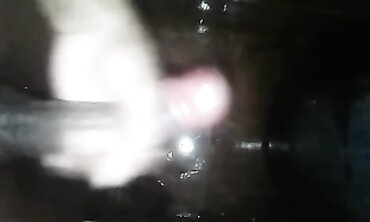Masturbandome en el baño mientras me baño