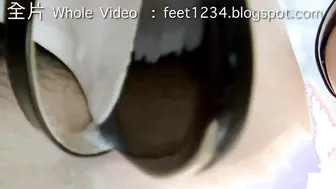 Queen OL pantyhose turf job shoejob giant jism