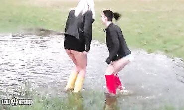 Lezzie Rubberboots joy