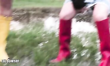 Lezzie Rubberboots joy