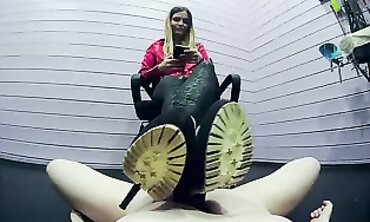 Some stomping for human-footmat