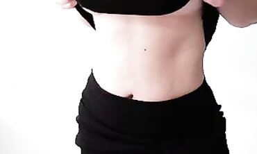Juggling meaty all-natural boobs