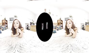 VRALLURE Vanna Has Been So Bored