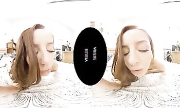 VRALLURE Vanna Has Been So Bored