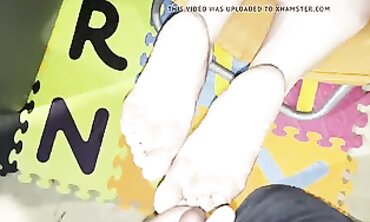 My ex-wifes puckered feet compilation (cum shots)