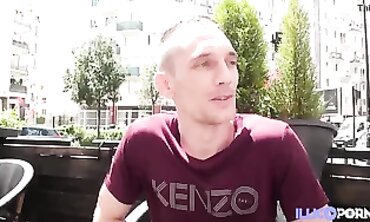 Hot Wife Melissa Craves Hardcore Anal Sex Before Marriage" (French to English translation)