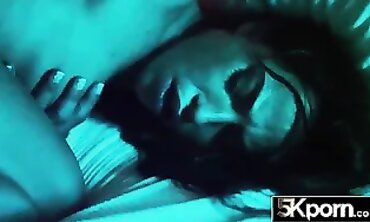 5KPORN Slim Fabulous Anastasia Likes Beefstick
