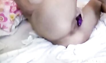 Lusty Thin Sweetheart Toyed Her Coochie