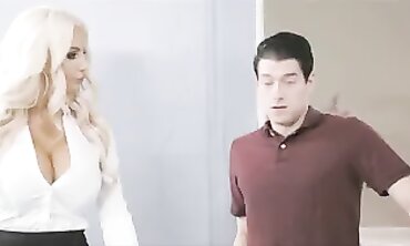 Nicolette Shea Assistant Lending A Arm