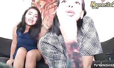 All girl Homegrown Sweethearts Share Sultry Lips And Bodys Before Torrid FUCK STICK Boink