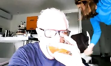 chantal et la pisse