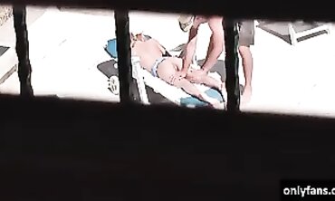 Camera stumbles while screwing her light-haired vulva with facehole into the sunbed