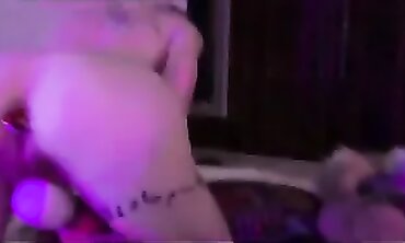 Threesome Fuck-a-thon and Nangs - MFF SUCKY-SUCKY COWGIRL PLUG