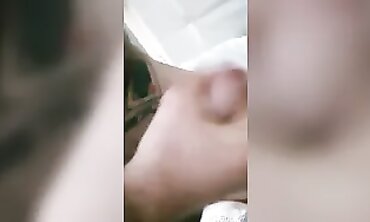 Cunni branlette et ejac faciale...