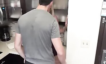 Mommy Loves Sex - MILF Blowjob & Hardcore Fucking With Big Dick