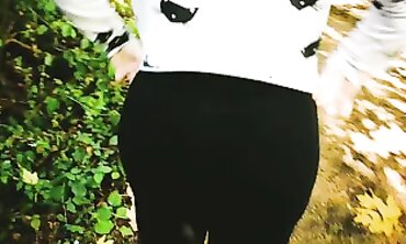 Exhibitionistic Mother Shows Off Her Luscious Bubble-Butt And Pussy In Public