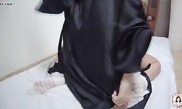Hot Mature Housewife Gives Steamy Bedroom Blowjob to Hunk Next Door